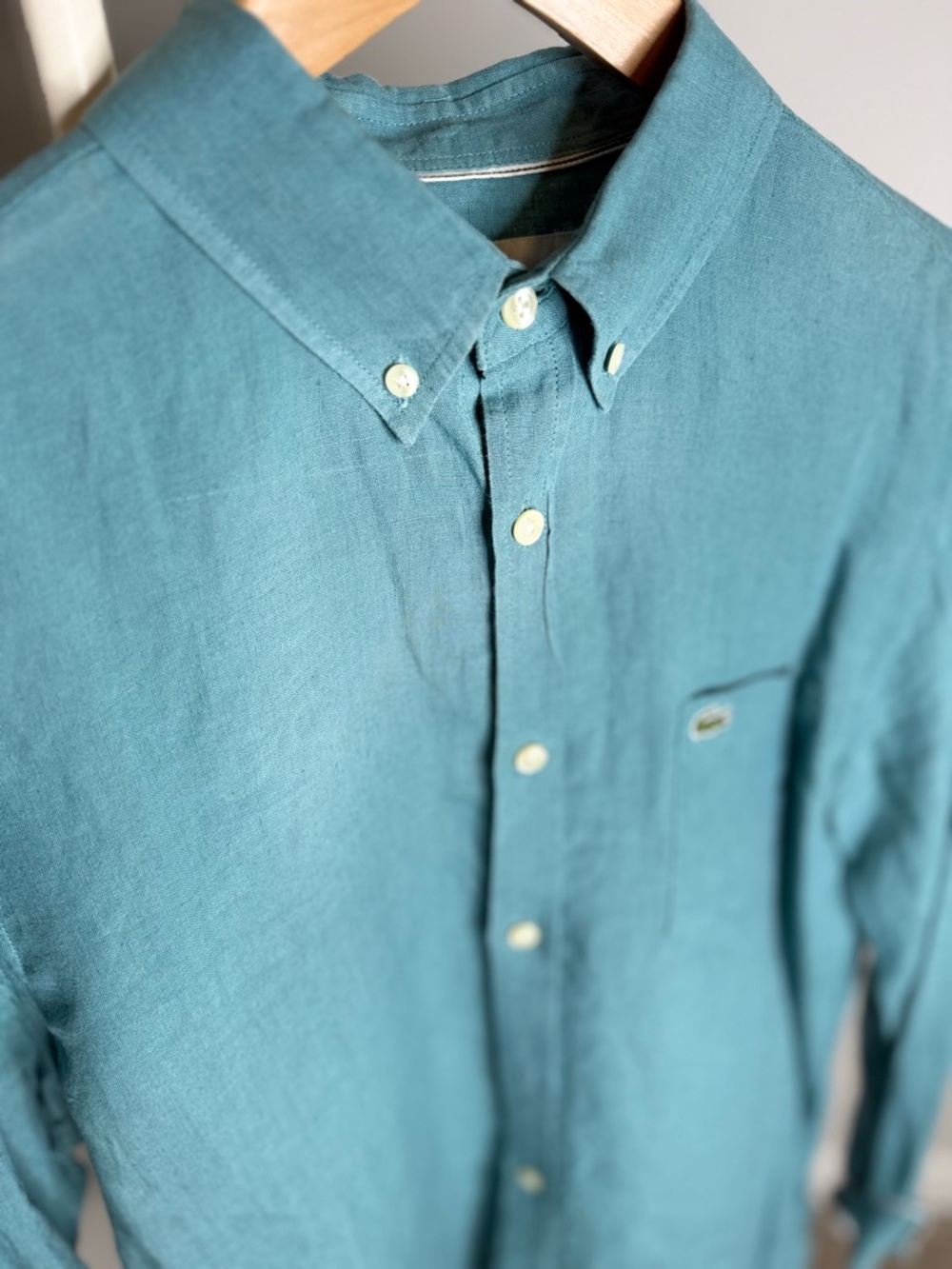 Lacoste Men's Teal Linen Button-Down Shirt